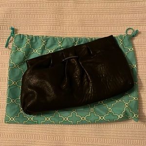Stella & Dot black clutch